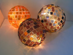 Leuchtkugel-Mosaik-braun.jpg