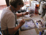 Karin-1
Karin macht ein Iris-Bild in Easy-Painting auf Malkarton der sp�ter auf einem gr��eren Keilrahmen aufgetragen wird.