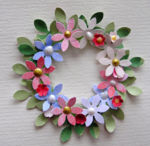 Kleiner rosa-blauer Kranz.jpg